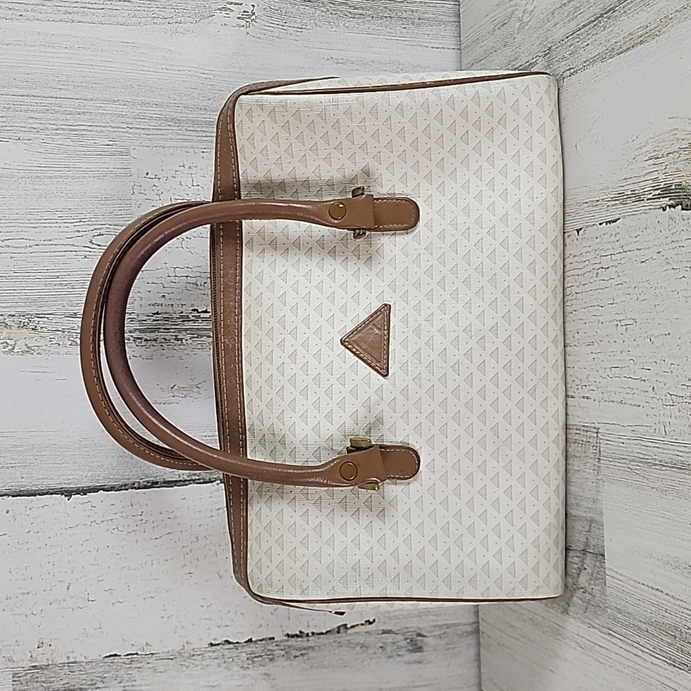 Liz Claiborne cream brown logo satchel purse bag handles genuine leather trim